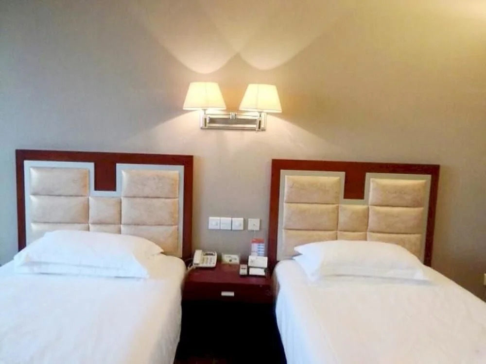 Jinhua Liyuan Business Hotel