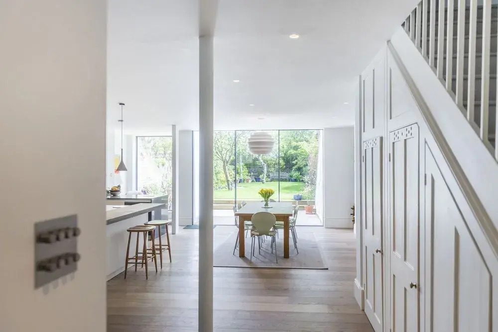 Luxurious Highbury Mansion with Beautiful Garden