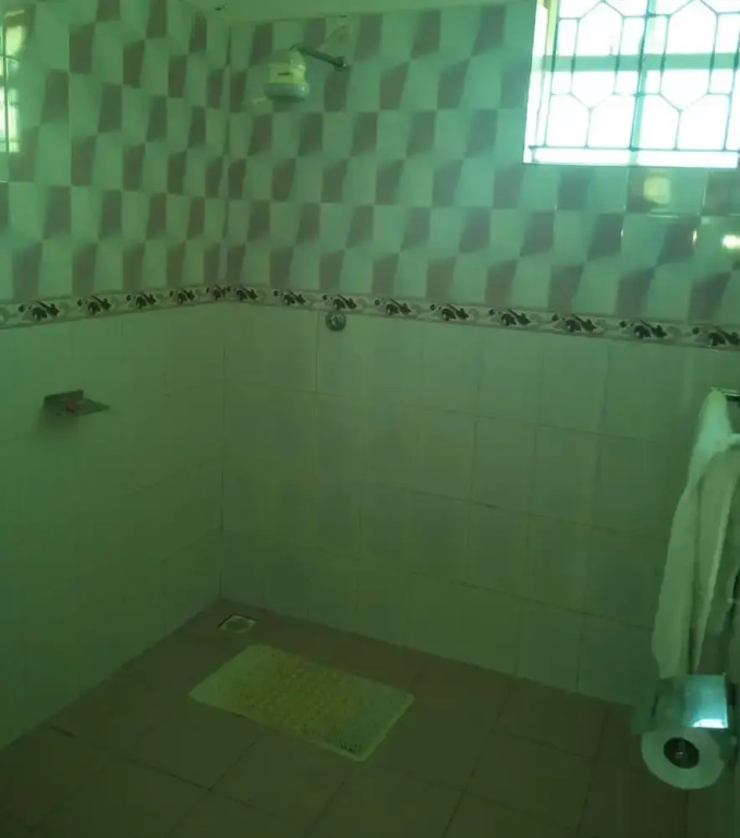 Owoods Annex Hotel