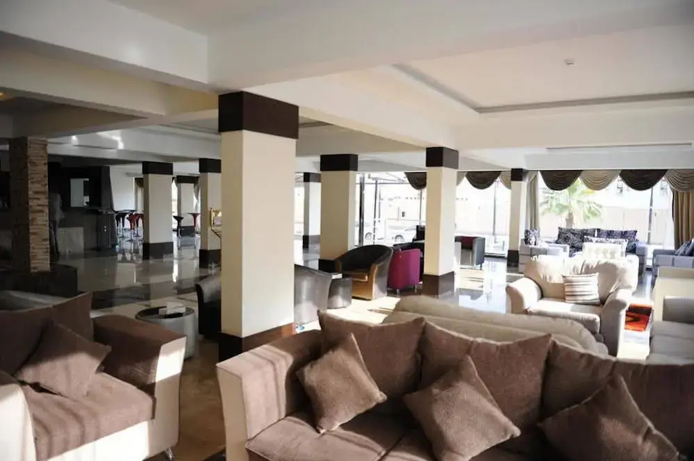 Hotelier Suites by Cantonal