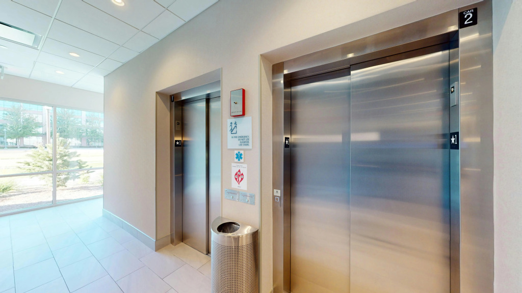 Holiday Inn Express & Suites Chicago Schaumburg by IHG