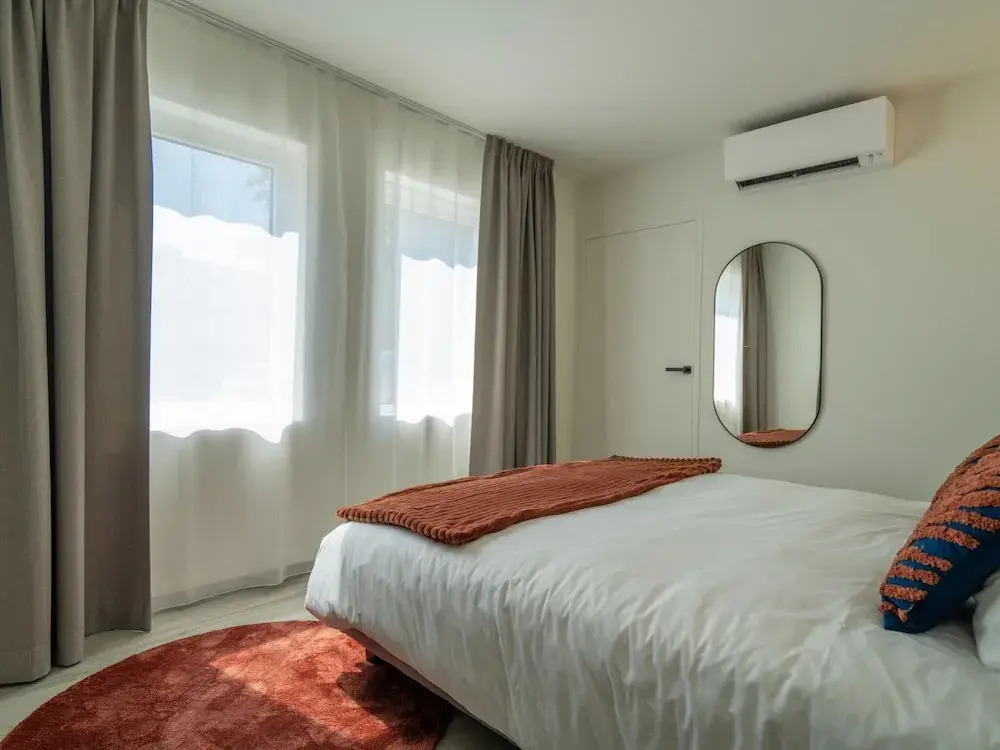 Luxury Villa With Pool & Sauna Kortrijk