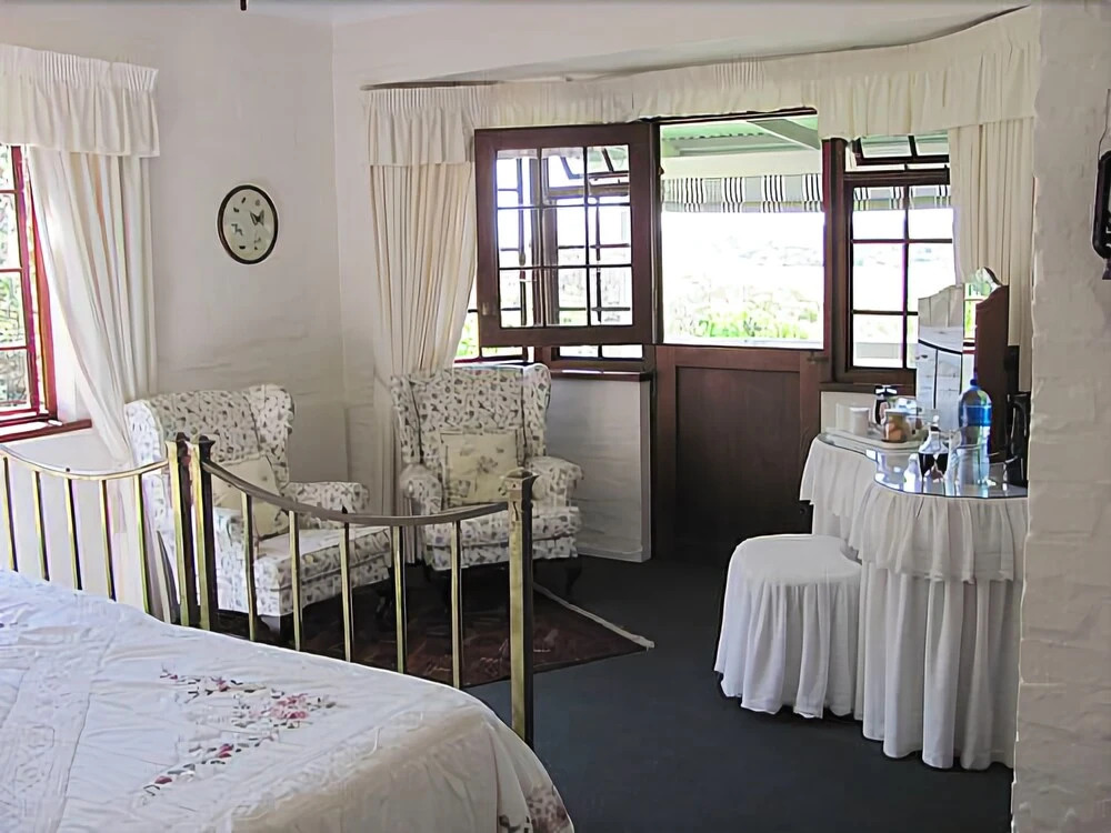 Kingfisher Country House