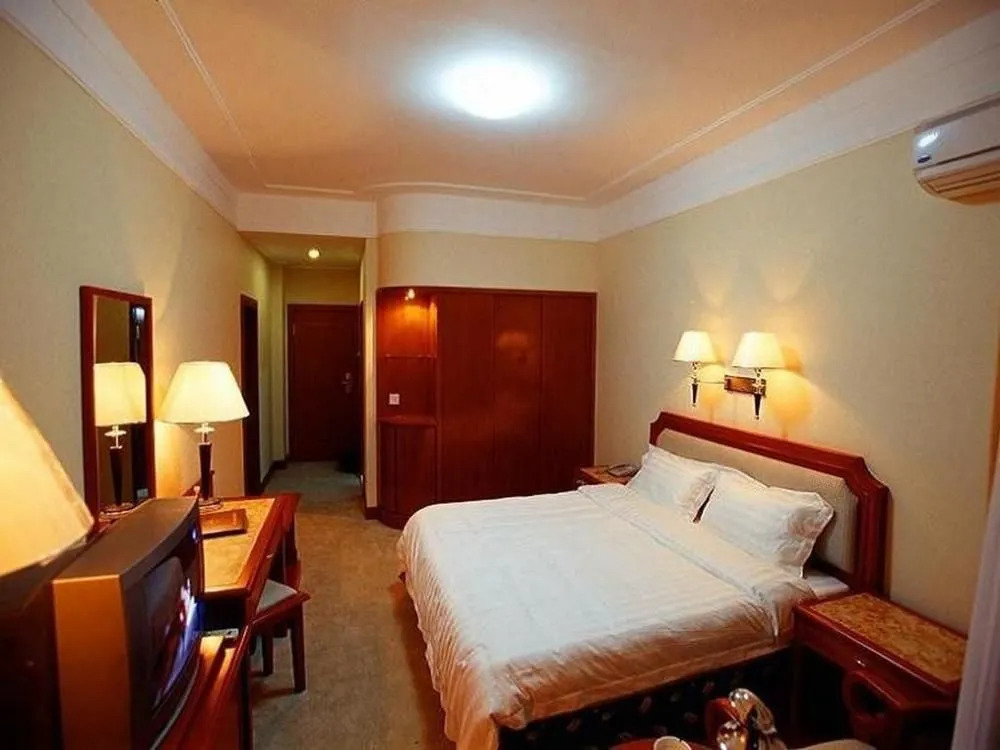 Jinshan Hotel