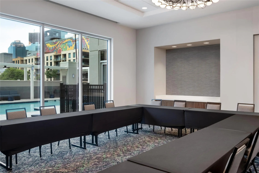 Home2 Suites By Hilton Houston Downtown Convention Center