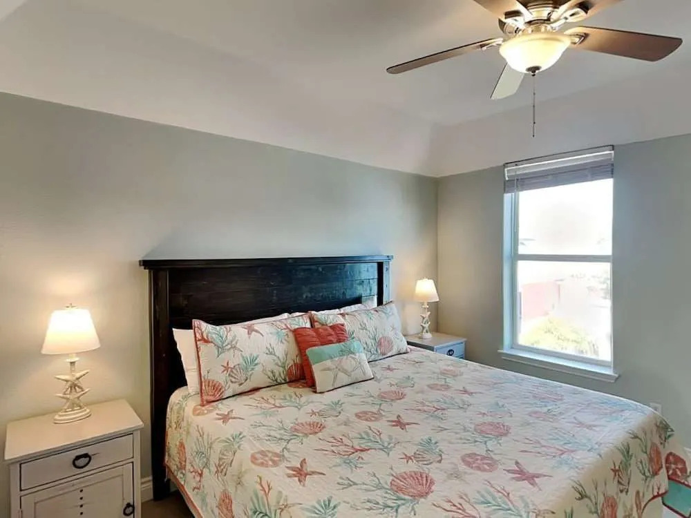 Sandy Starfish by Silver Sands Vacation Rentals