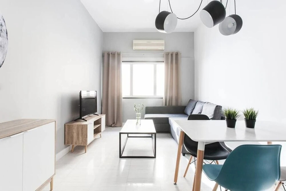 Stunning Renovation In Plaka For 4Guests