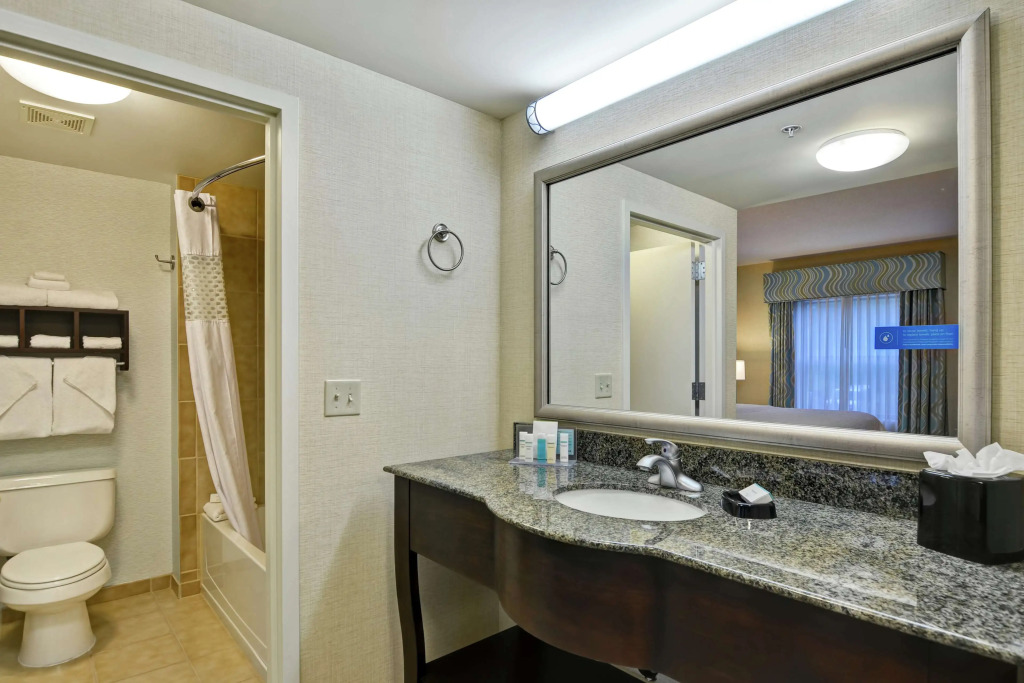 Hampton Inn & Suites Wilkes-Barre