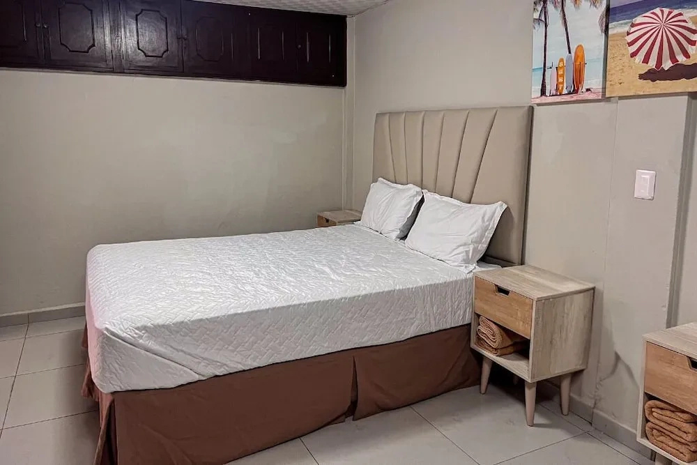 Quinta Brisas del Surf Playa La Libertad