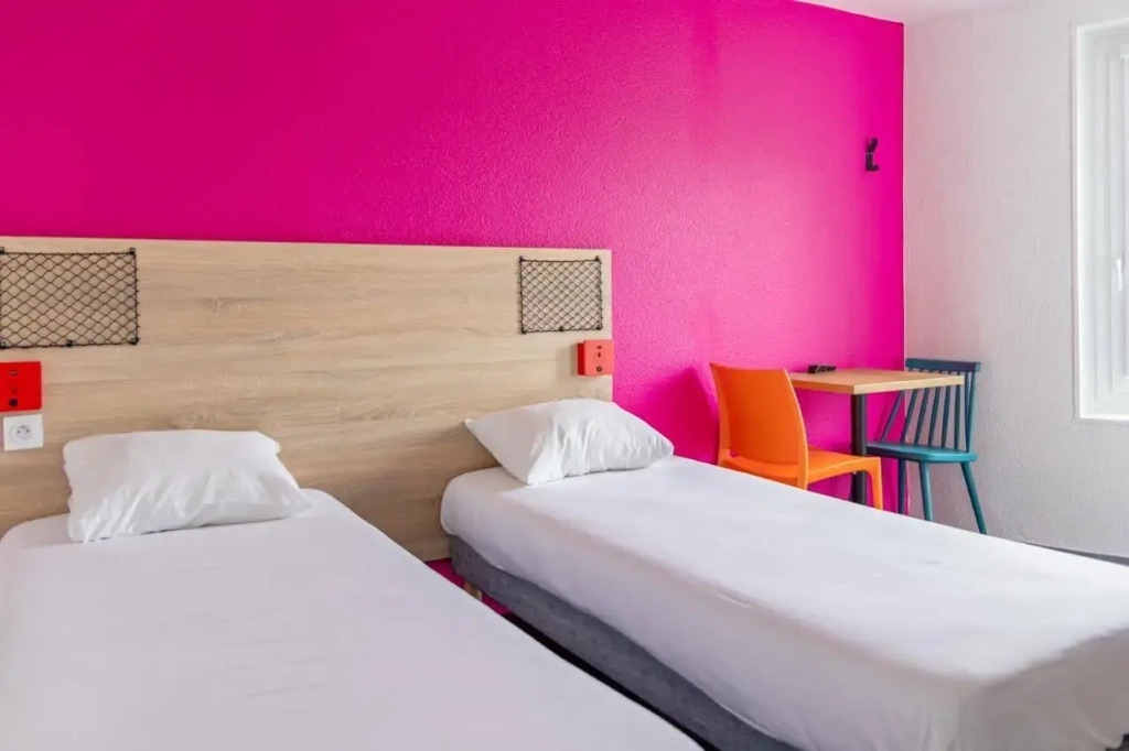 Hotel F1 Maurepas
