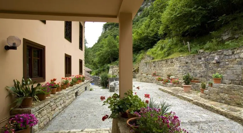 La Casona de Mestas