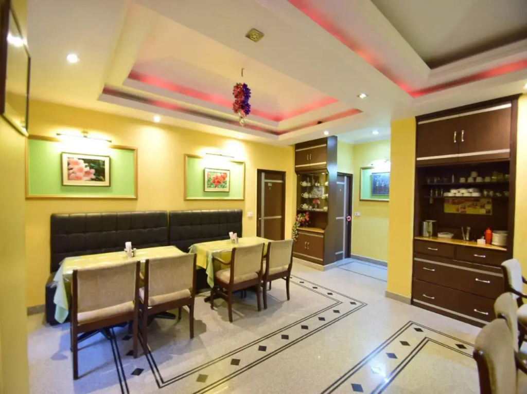 1 BR Boutique stay in Chaura Maidan, Shimla, by GuestHouser (0448)