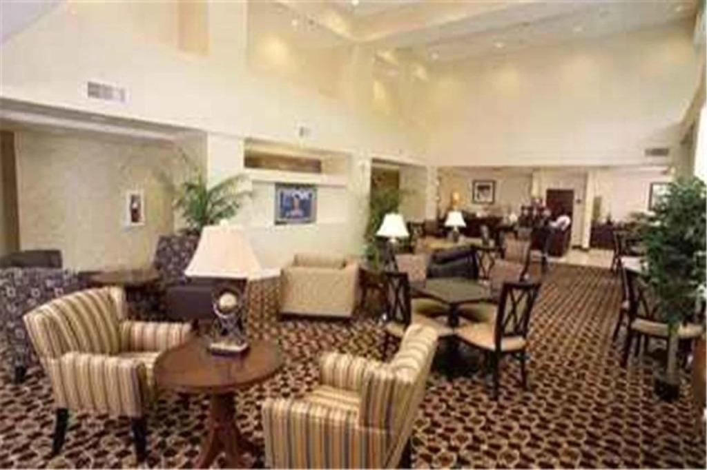 Hampton Inn & Suites Jacksonville-Airport