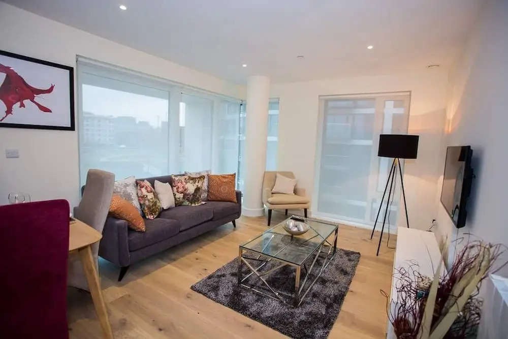 Premium Woolwich 2 Bed Apartment