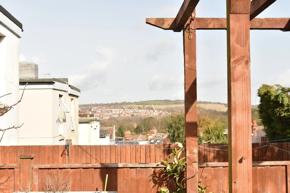 3 Bedroom Brighton Townhouse with Garden