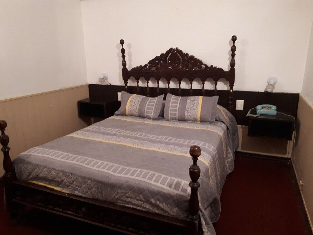 Hotel Alcázar