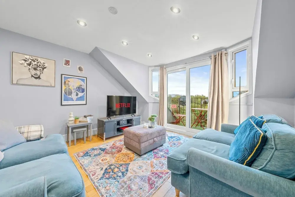 Charming Village Escape 3-Bed near Loch Lomond