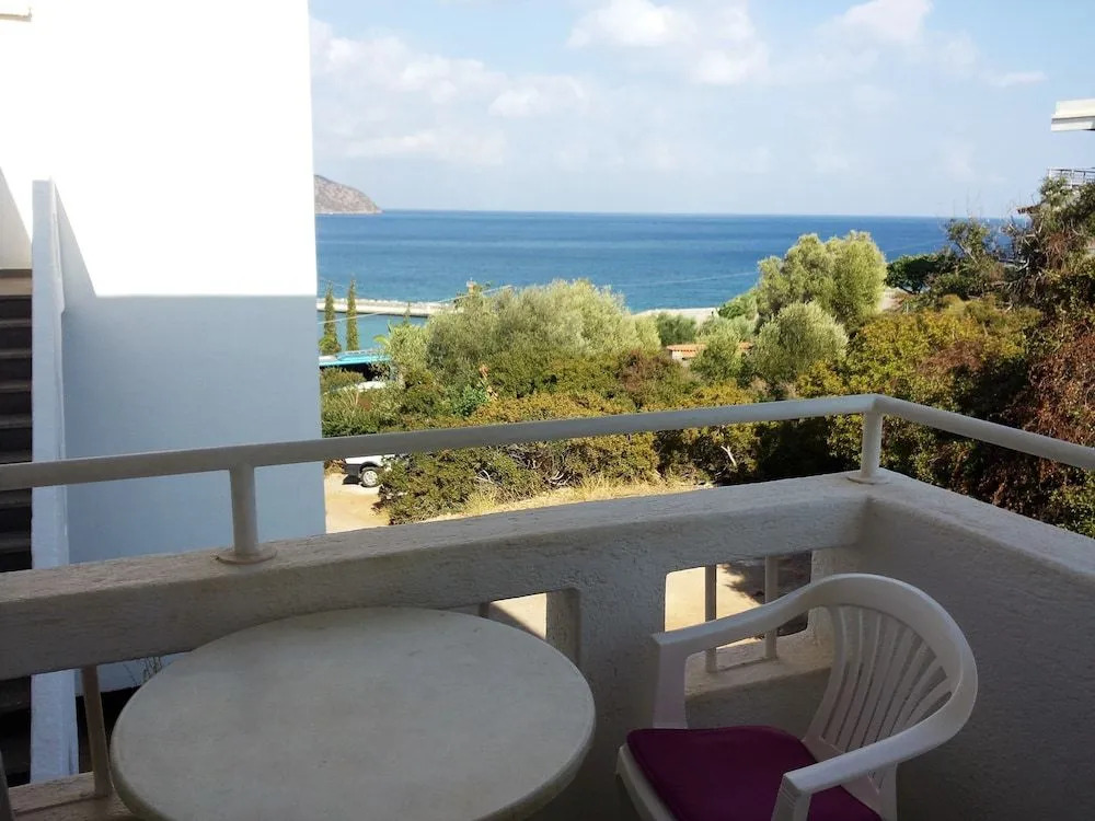 Dimitra Apartments