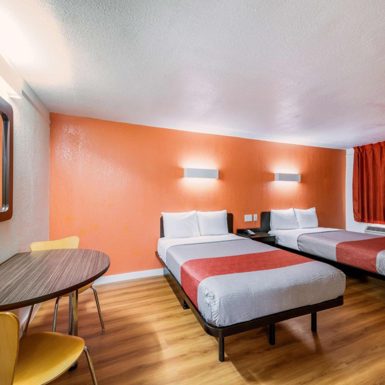 Motel 6-Dallas, TX - Farmers Branch