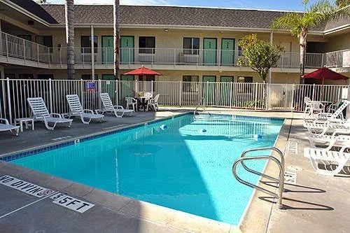 Motel 6 - Newark