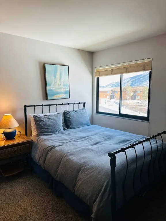 Hawks View 3 Bedroom Home by RedAwning
