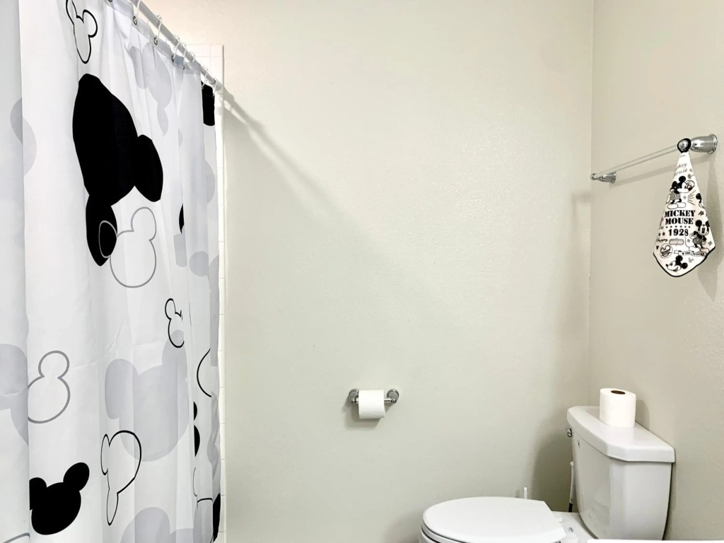 !3B2B! Beautiful Lake View! Baby Friendly! FREE WATER PARK! NO Resort Fee! 5 Miles to Disney! Storey Lake 3141 Room #201