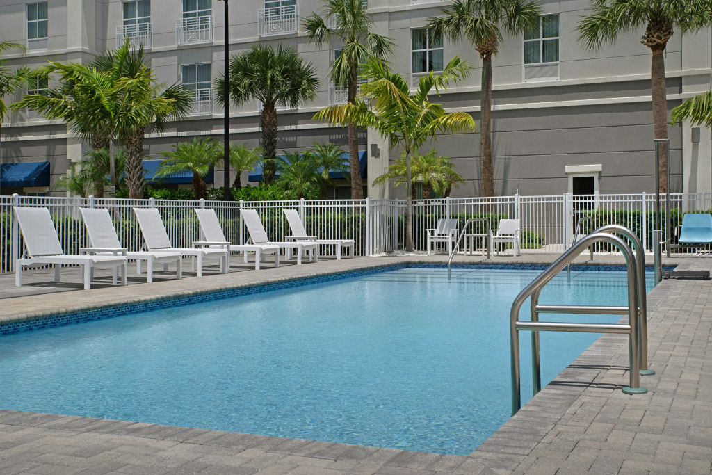 Hampton Inn and Suites by Hilton Vero Beach-Downtown