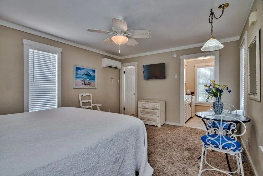 Crystal Oasis Across From Beach Heated Pool