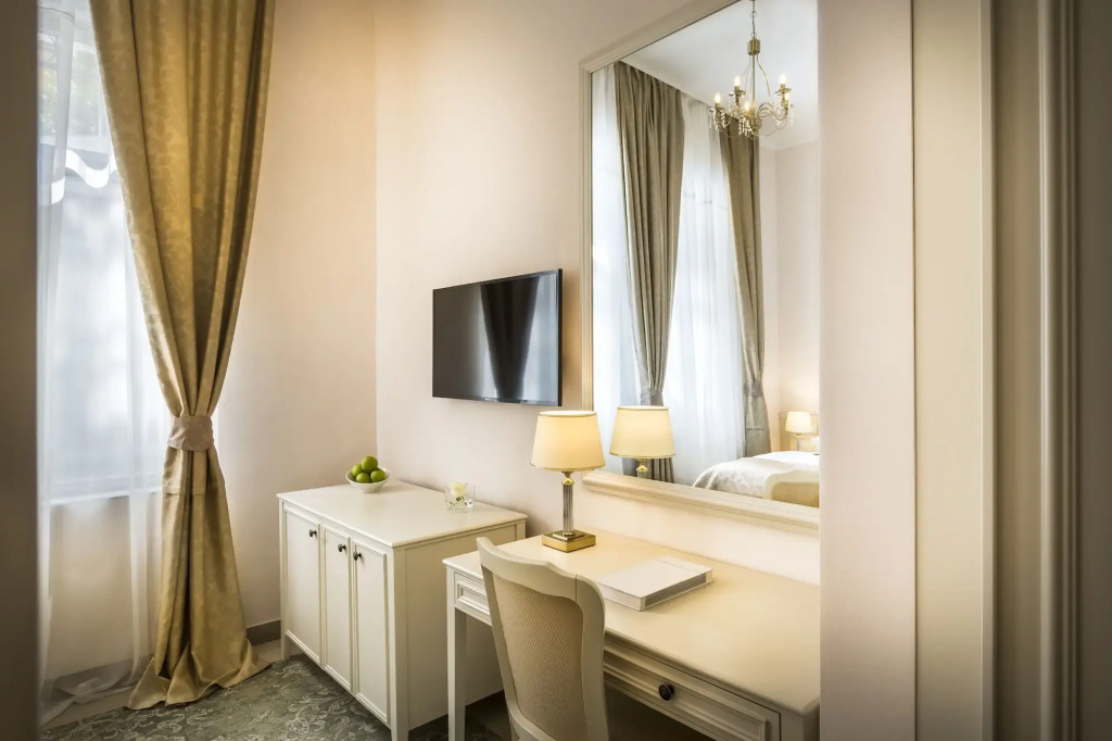 Hotel Bellevue - by Liburnia Hotels & Villas