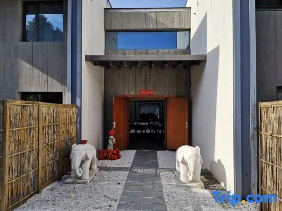 Zhongxiangjie Hanbiwan Courtyard