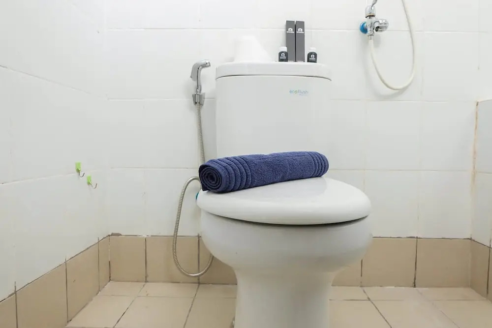 2BR Homey Apartment at Bassura City near Mall