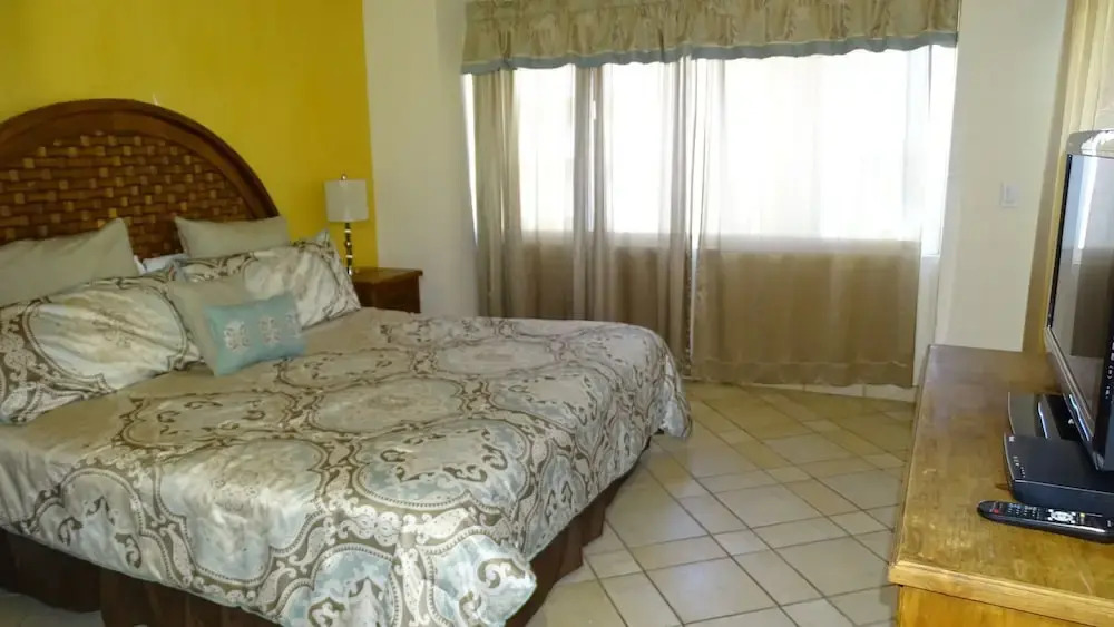 Beautiful 2 Bedroom Condo on the Sea of Cortez at Las Palmas Resort D-404 2 Condo by Redawning