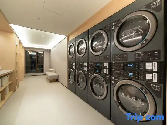 JI Shantou Dongxia 100 Shopping Center Hotel