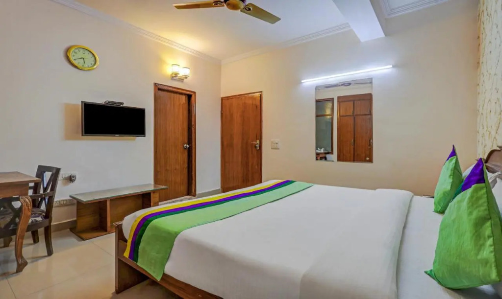 Kashish Residency - Premium Rooms