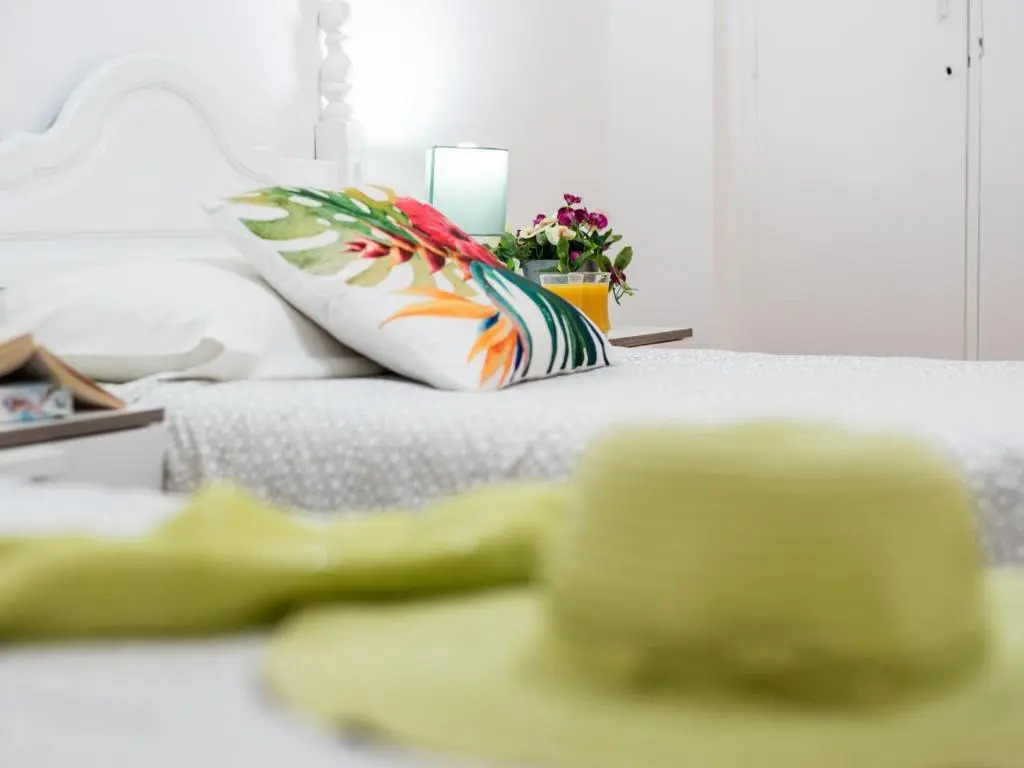32 BRIGHT COPACABANA ocean view free WiFi