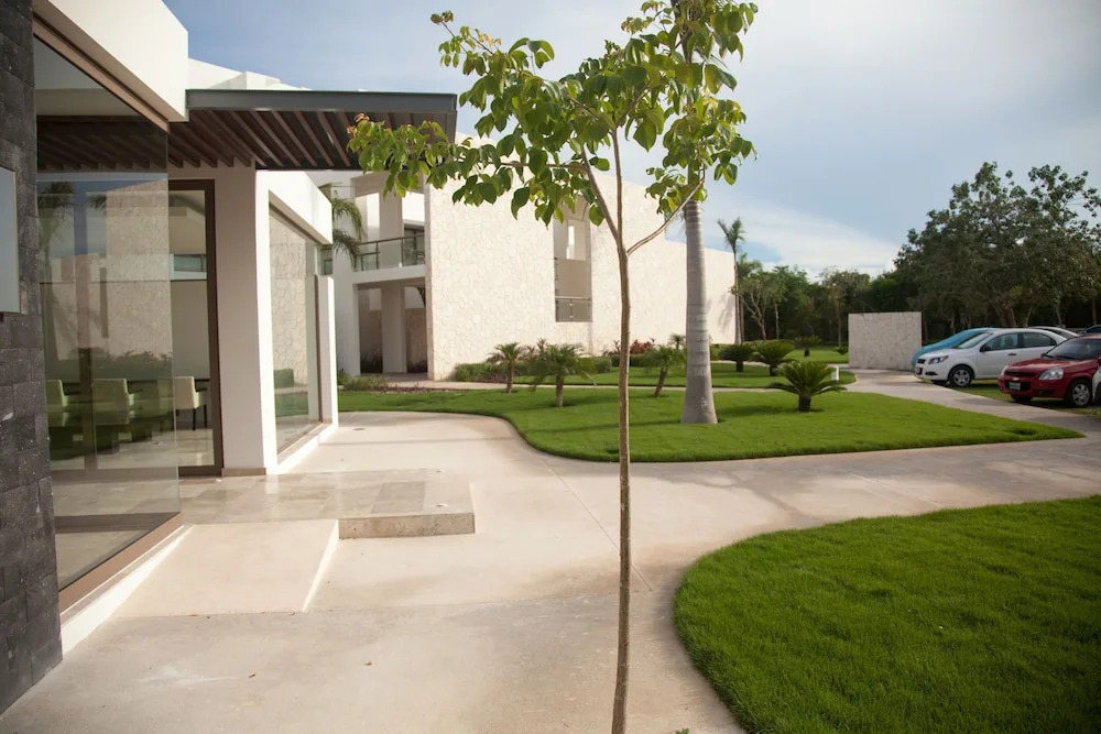 Bahia Principe Vacation Rentals - Quetzal Two-Bedroom Apts