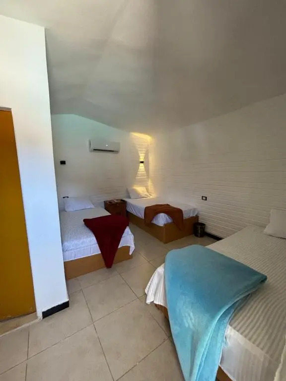 DownTown Hotel