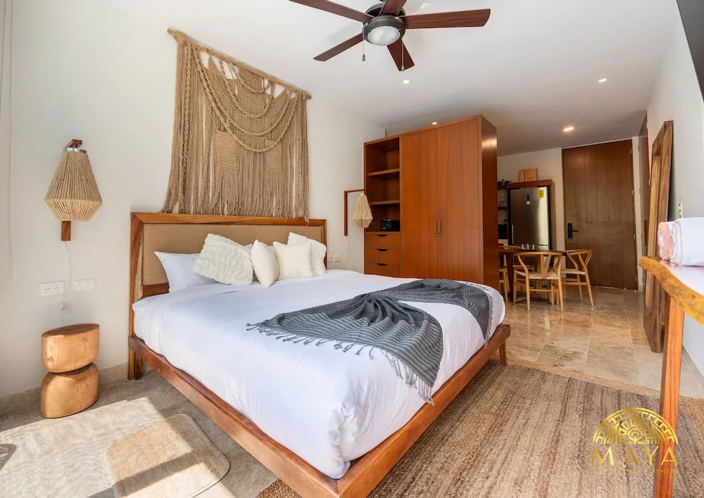NHOA 107A Lux 2BR Condo Pool access in Aldea Zama