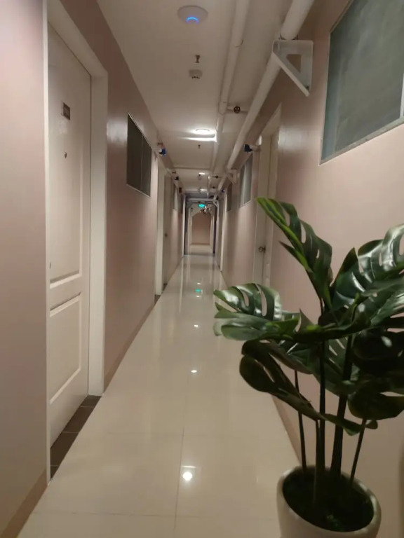 Glory Hotel Cubao