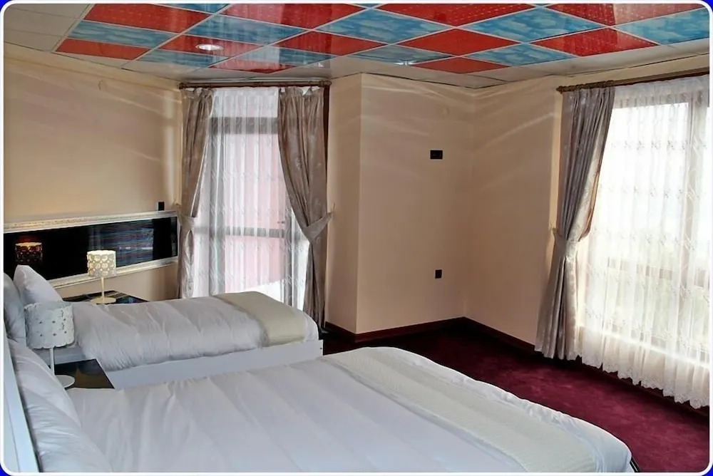 Konerkon Otel Plaza