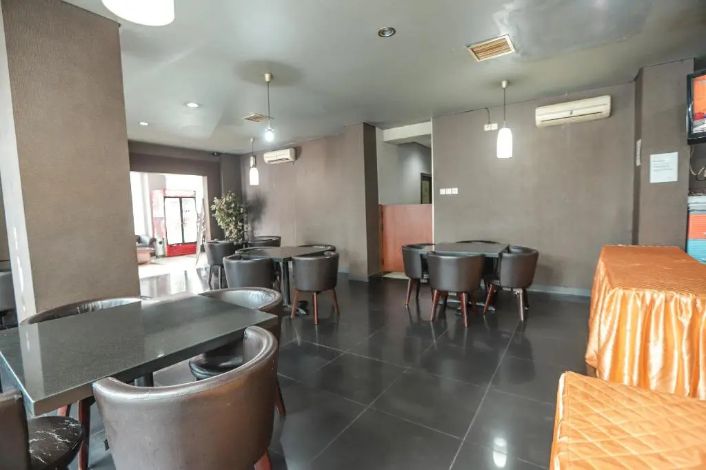 Mirah Hotel