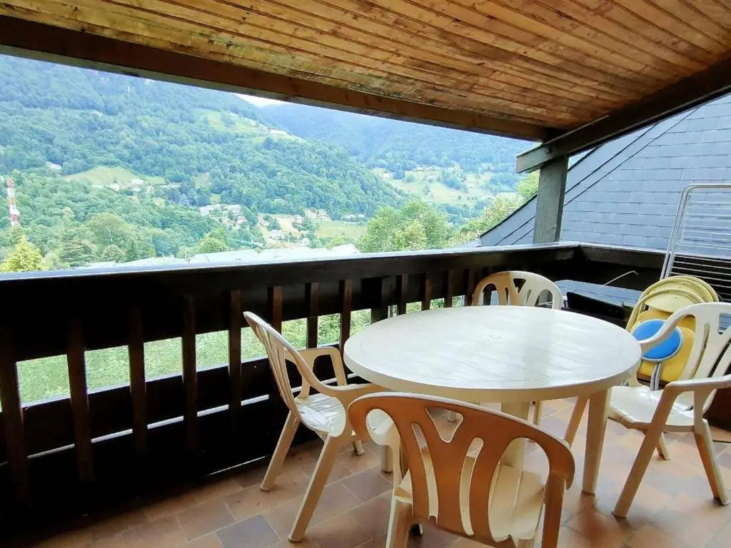 Appartement Cauterets, 2 pièces, 6 personnes - FR-1-234-238