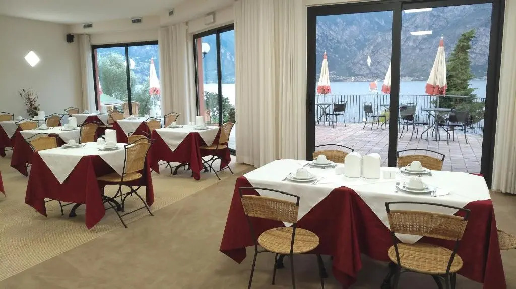 Hotel Oasi Beach