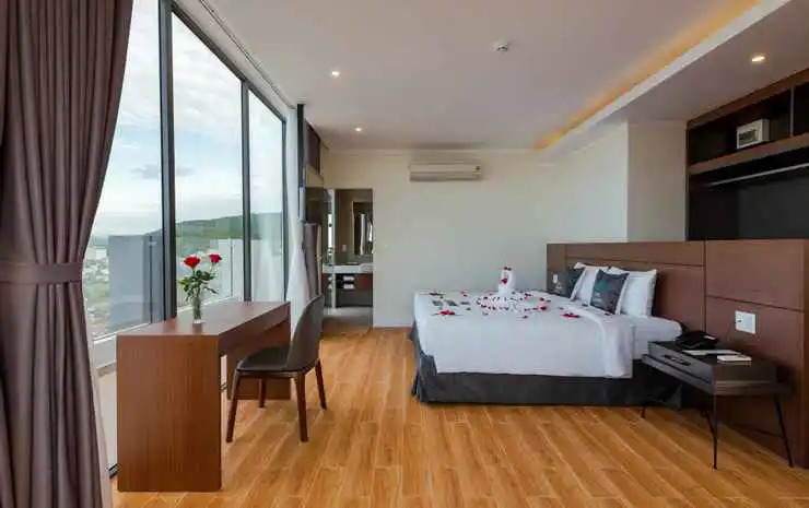 The Empire Hotel