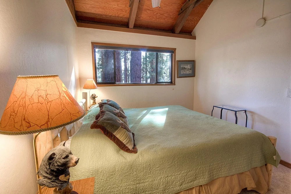 Sky Chalet by Lake Tahoe Accommodations