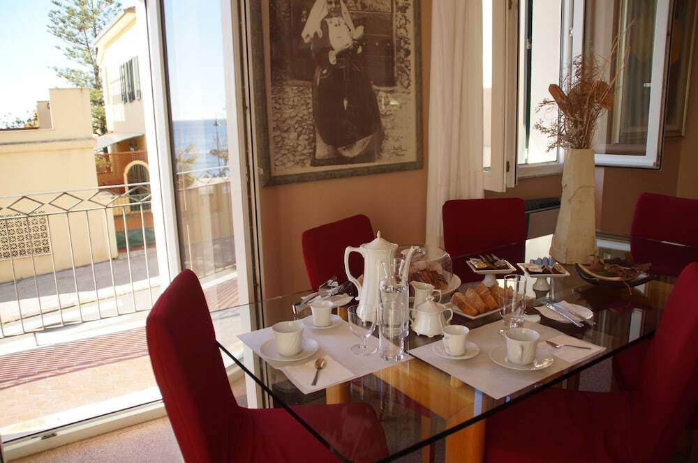 L'Euforbia Bed and Breakfast
