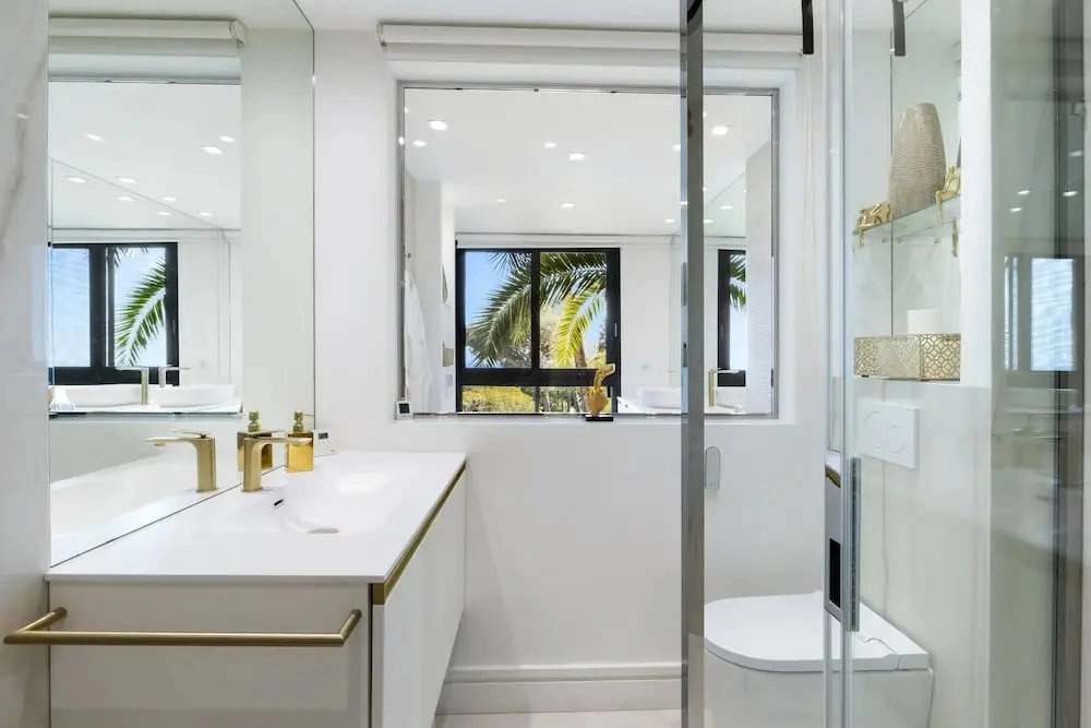 223 Le Gla Euls in Golfe Juan