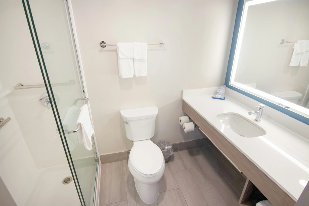 Holiday Inn Express and Suites Fort Lauderdale Airport West by IHG