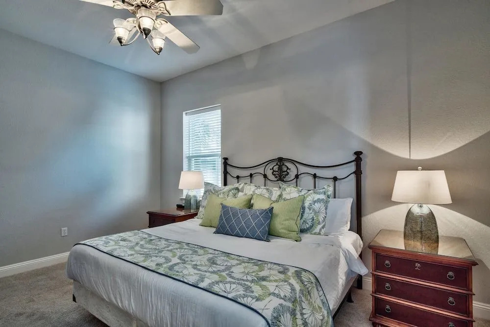 Casa de Fiesta 5 Bedroom Holiday Home by Five Star Properties