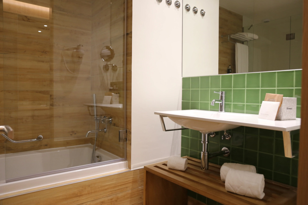 NEYA Porto Hotel